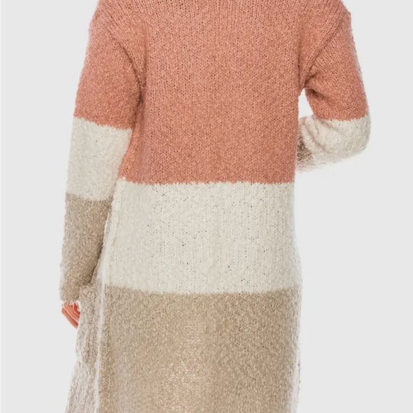 Cozy Colorblock Open Front Sweater - Mauve, White, Tan - Picture 4 of 4